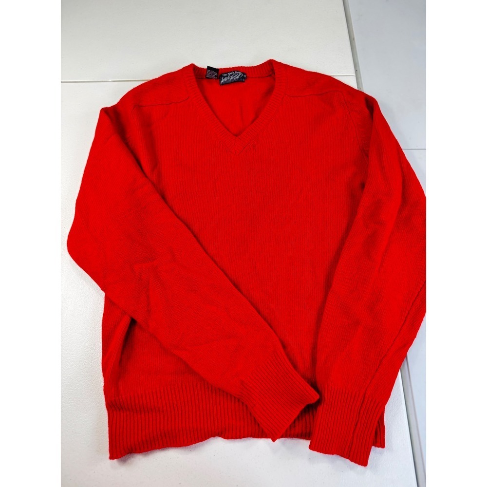 Vintage The Man's Shop Ltd. Tailor V-Neck Lambswool Sweater British Hong Kong‎